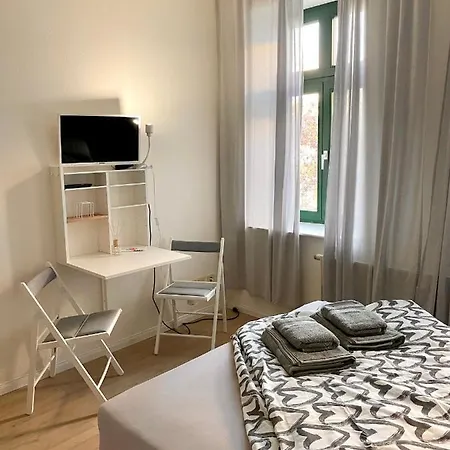 Studioapartment M15 Im Plagwitzer Szeneviertel *